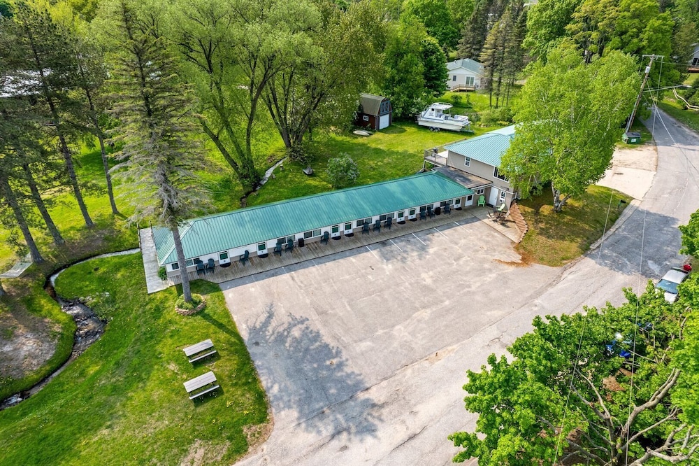 South Arm Retreats Combined Units 1 to 5