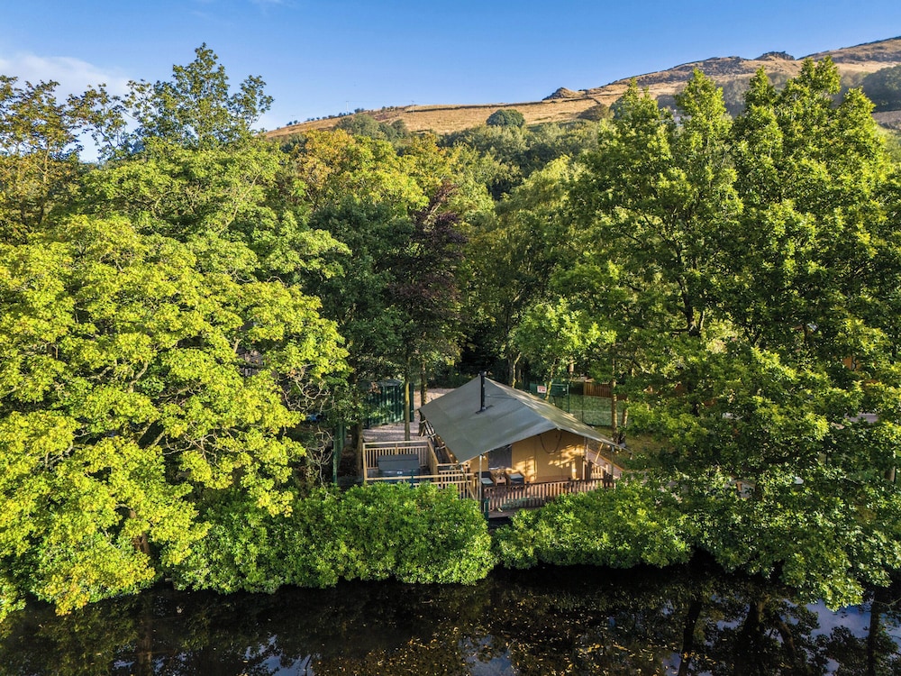 4 Isle of Skye Lodge