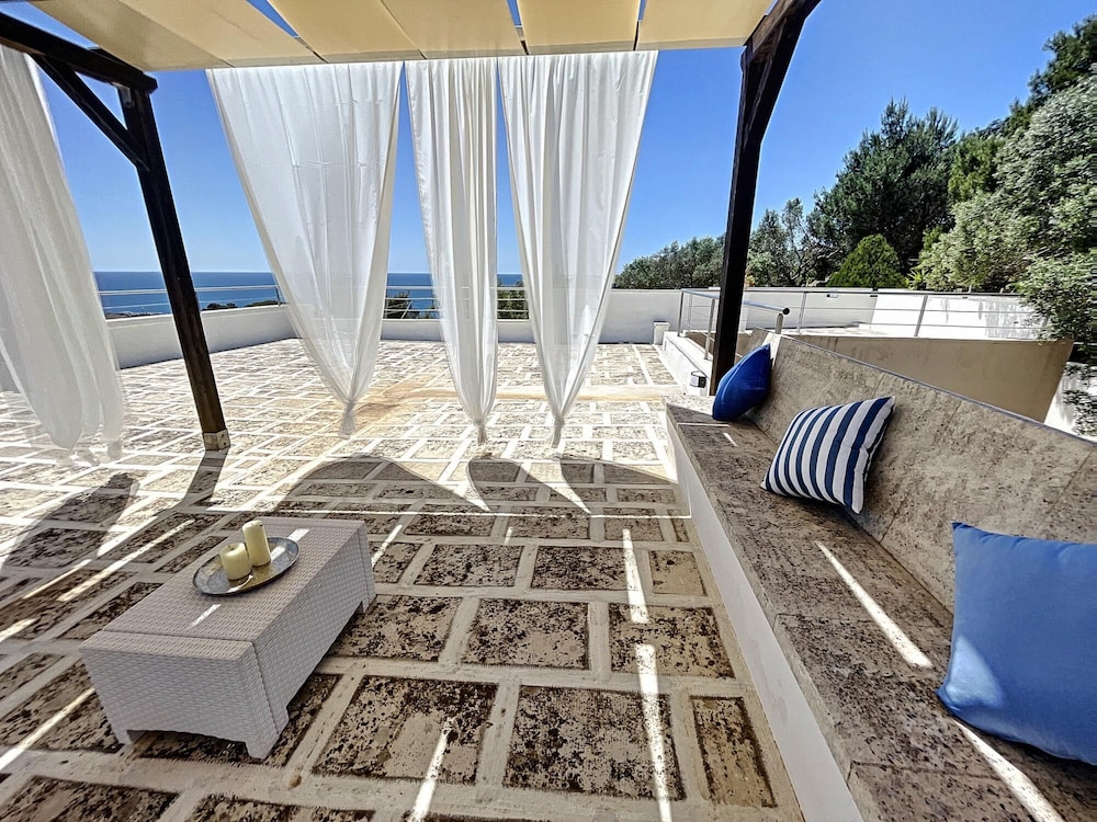 Als004 in Alessano With 3 Bedrooms and 2 Bathrooms view 5