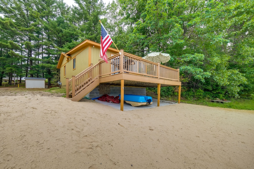 Orlando Vacations - Waterfront Lake Cabin: Close to Boating  Fishing! - Property Image 5
