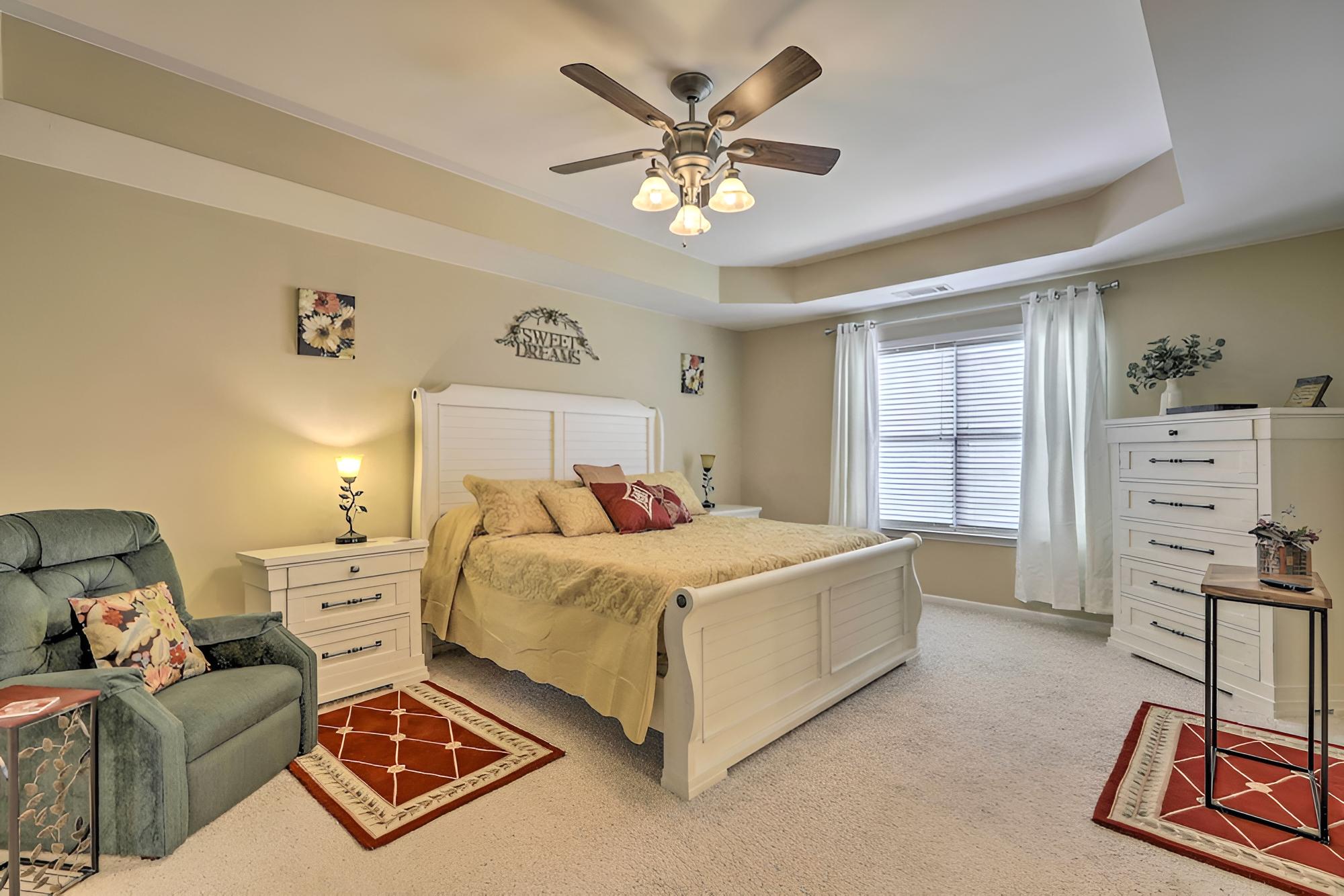 Macon Townhome w/ Patio, 5 Miles to Downtown! view 3