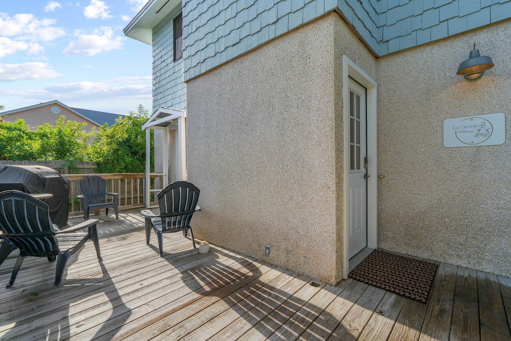 Home w/ Private Hot Tub < 1 Mi to Butler Beach!