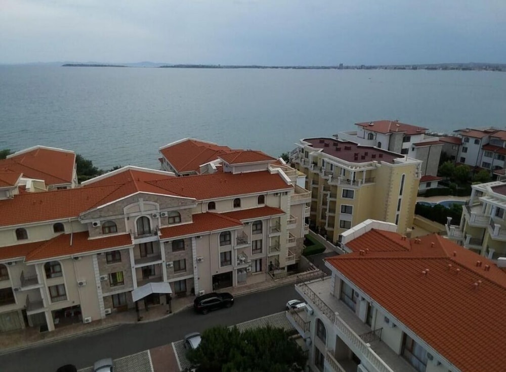 Maisonettes in Royal Bay Residence&SPA 2