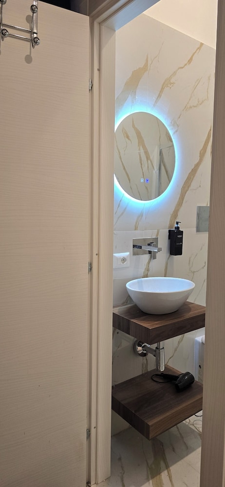 Napoli Central Stay
