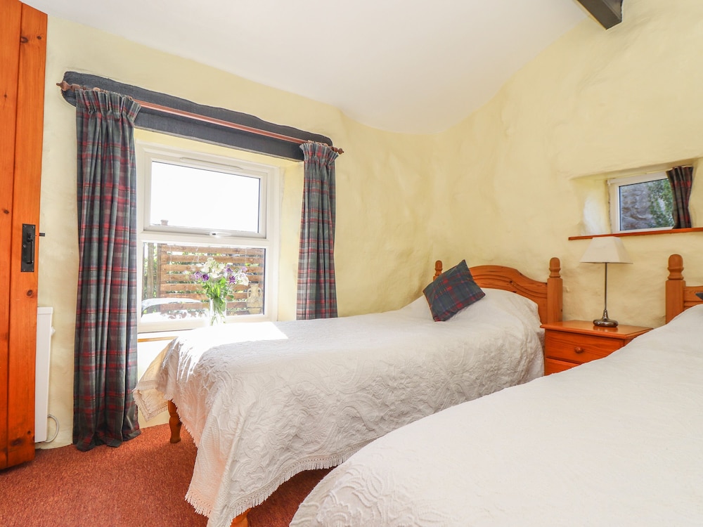 Bowling Green Cottage view 5