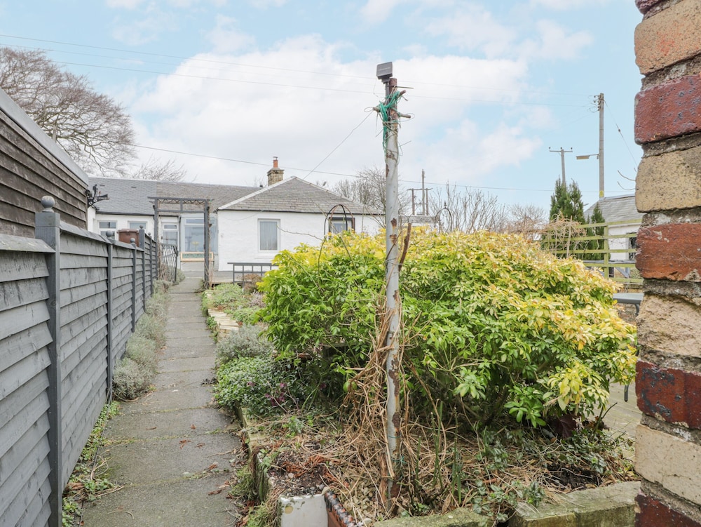 Rosalin Cottage