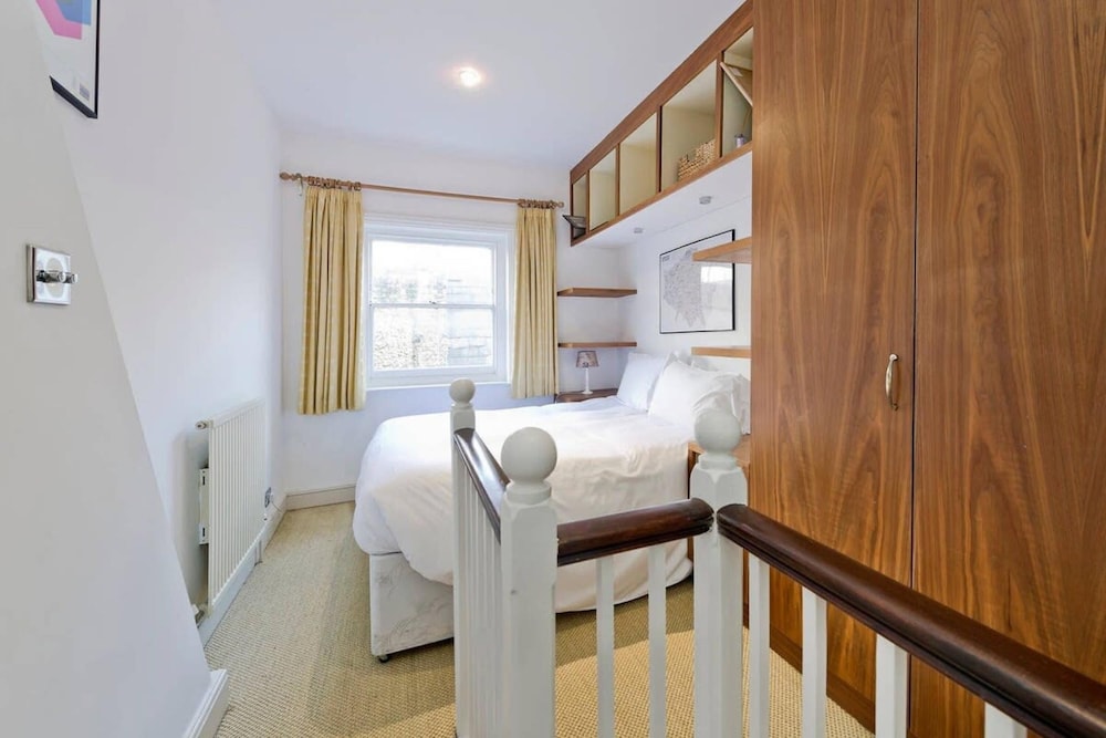 2-bed Apartment in Paddington Near Hyde Park