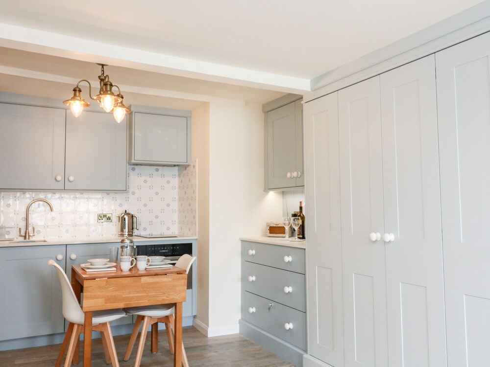 36 The Salcombe view 5