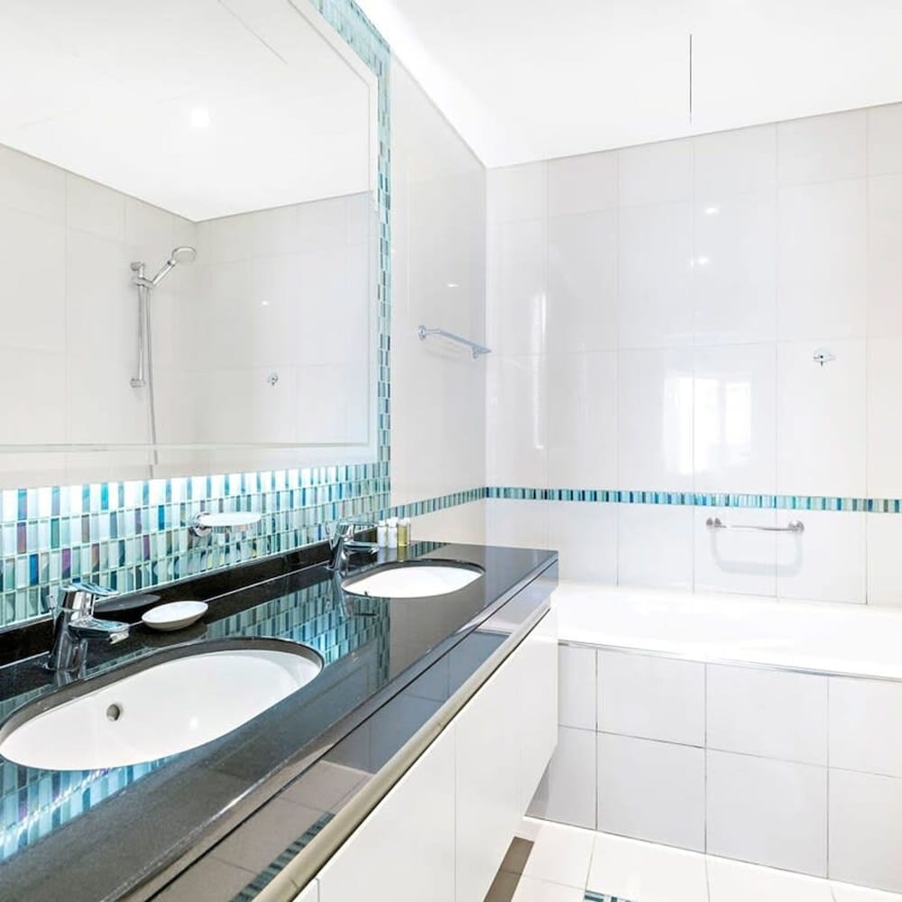 Silkhaus Beach Walking Distance Dubai Marina