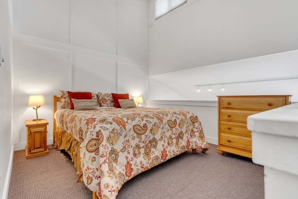 Bear Valley Condos by RedAwning