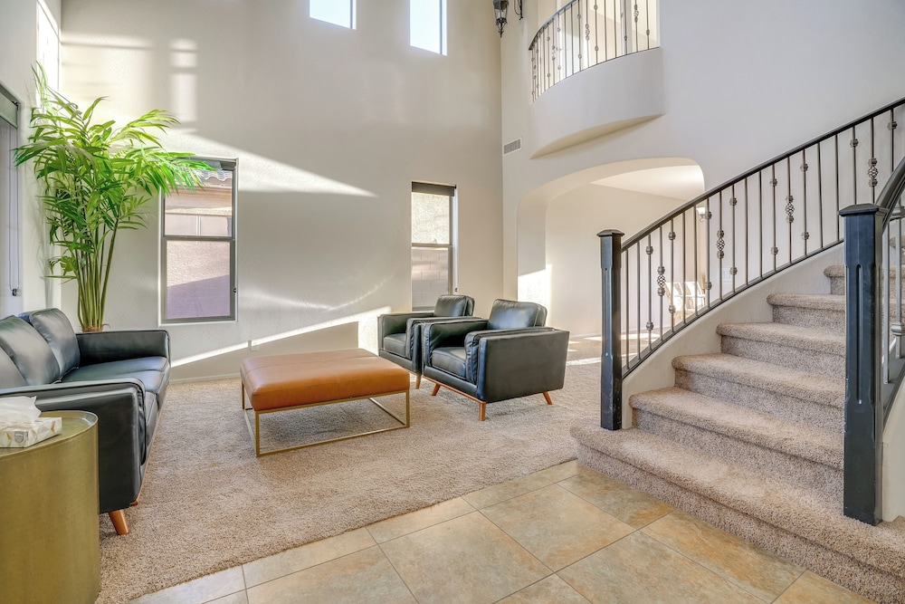Close to Golf & Hiking: Home in Litchfield Park