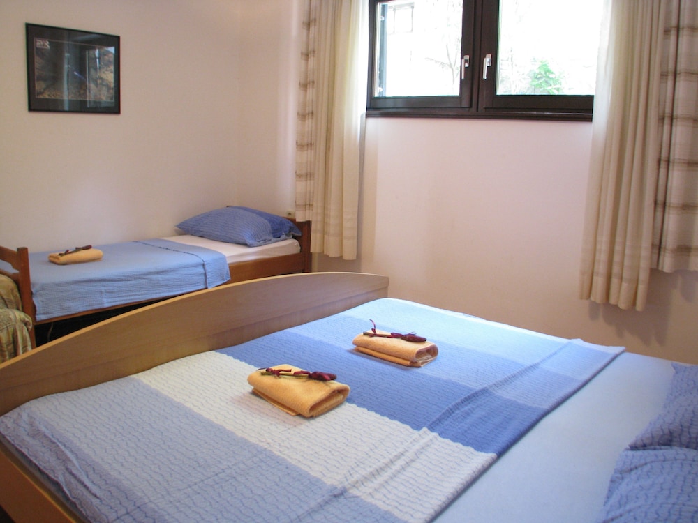 Photo 27