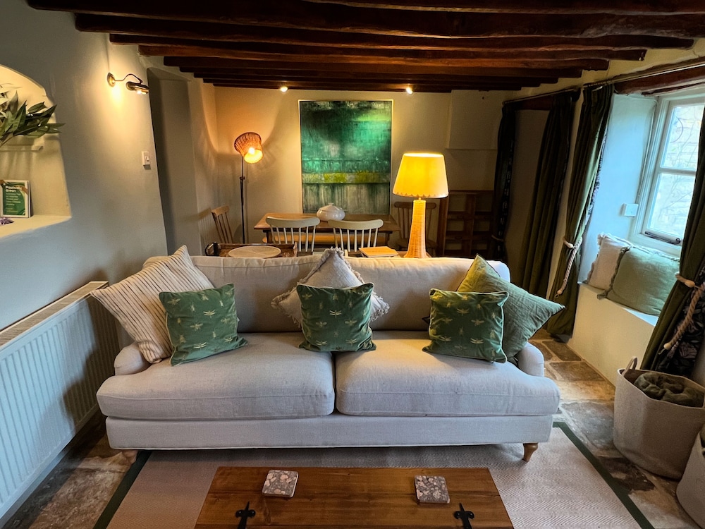 Meadow View Cottage