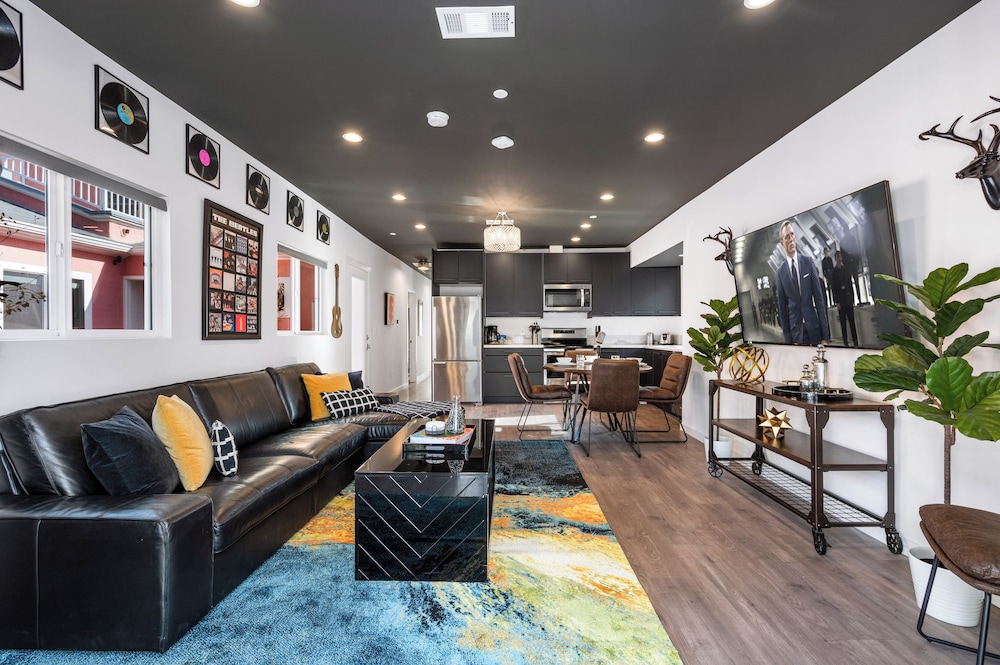 The Gower Street Bungalows by AvantStay