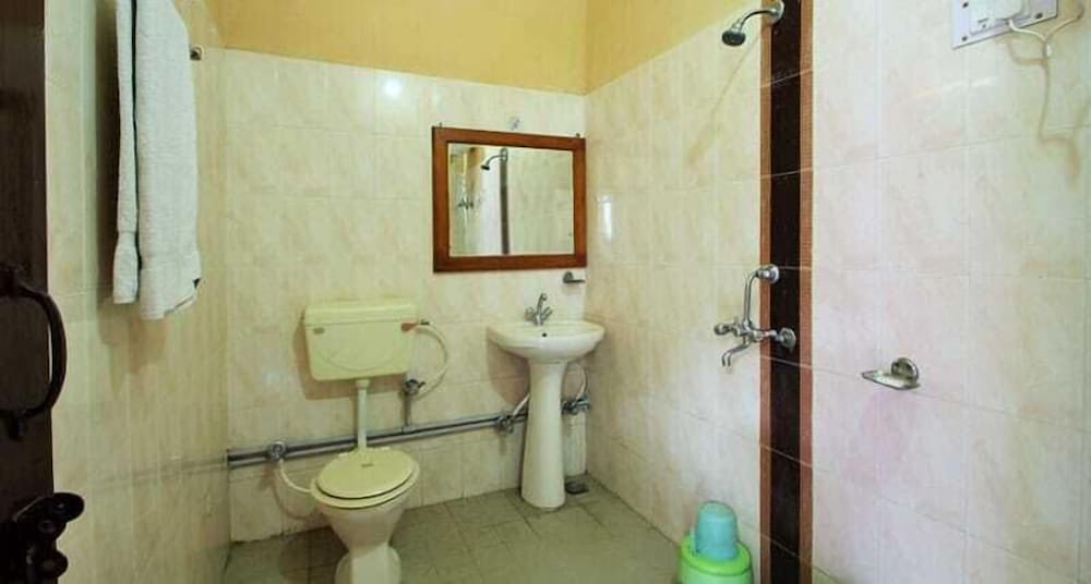 Hotel Sumit Kausani