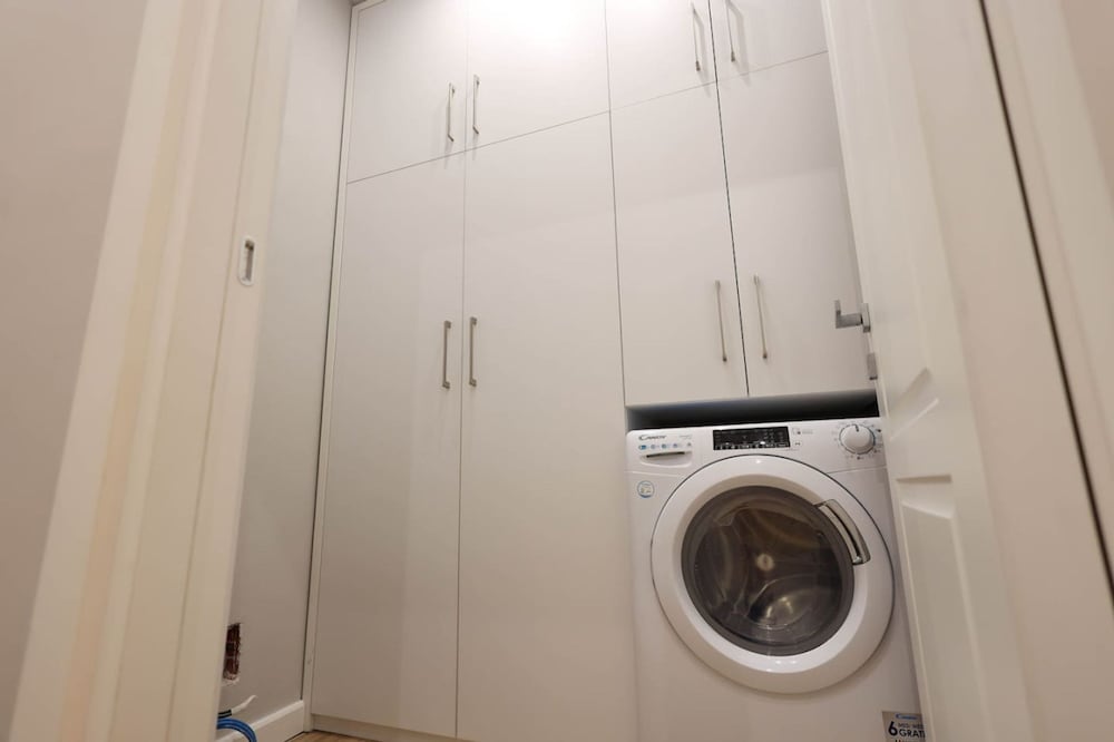 Grandstay Apartments 007