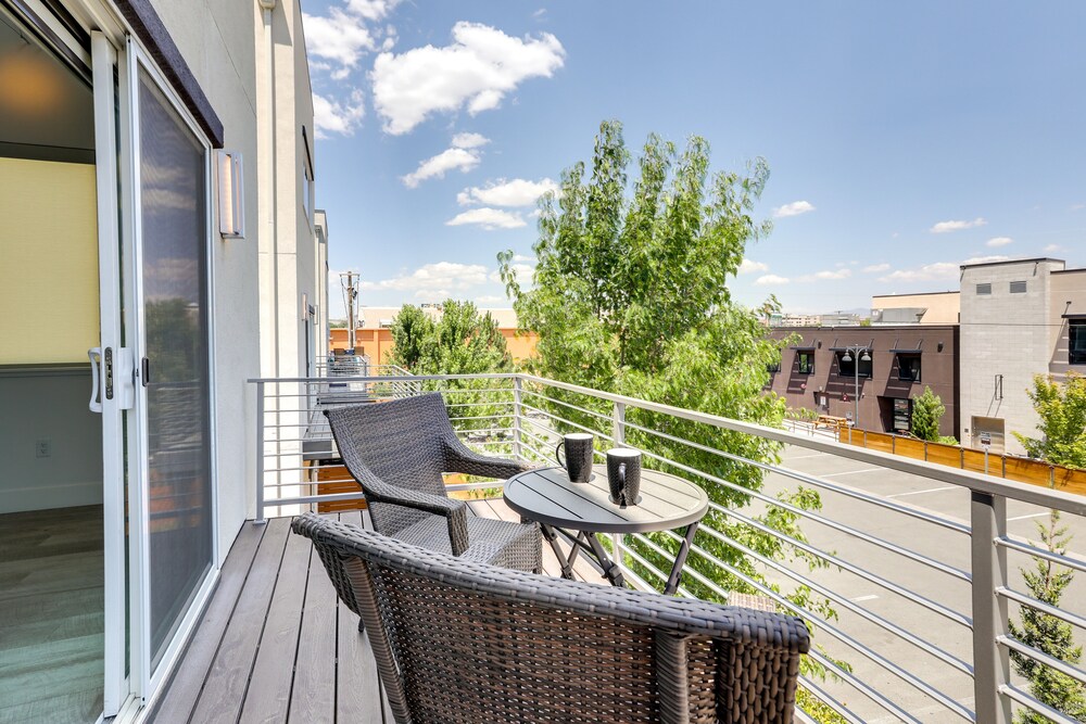 Reno Vacations - Midtown Reno Vacation Rental < 2 Mi to Downtown! - Property Image 8