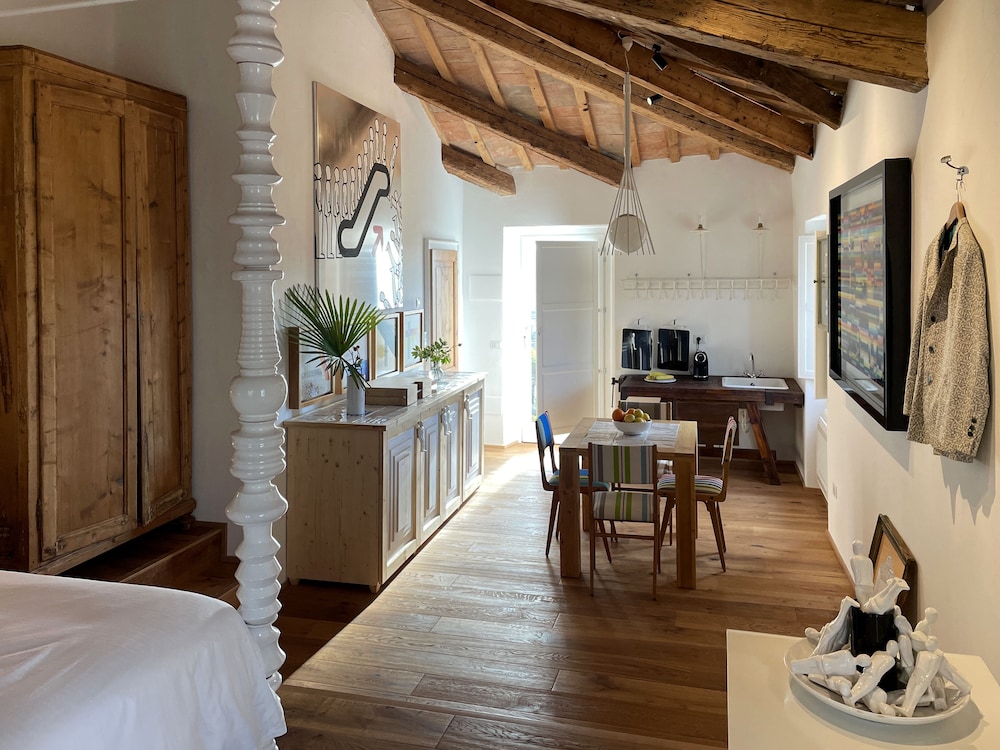Castello di Granarola Relais – Adults Friendly