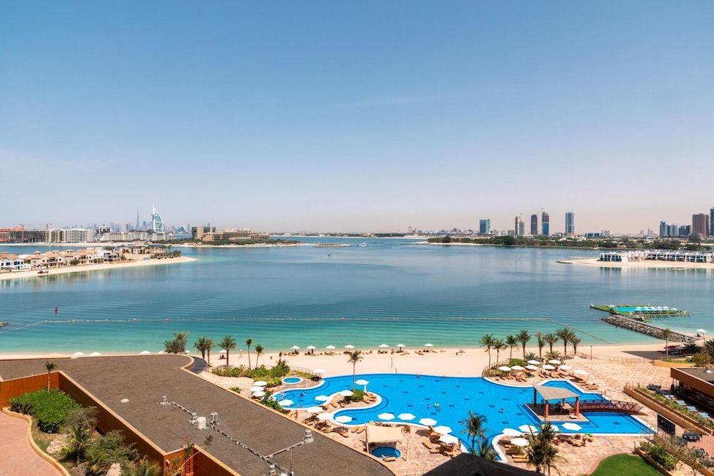 Luxury at Palm Jumeirah wz Private Beach