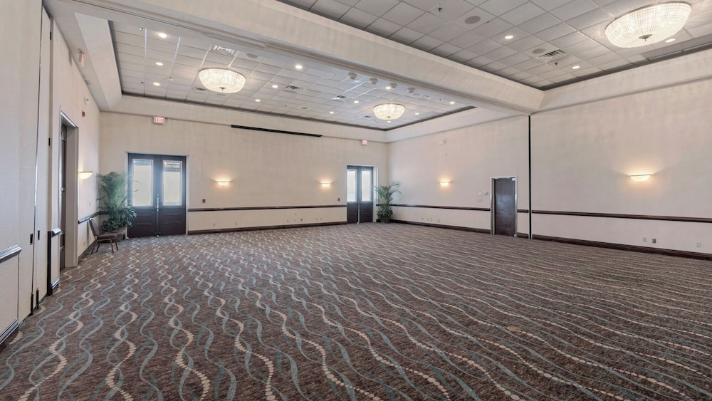 meeting & event spaces
