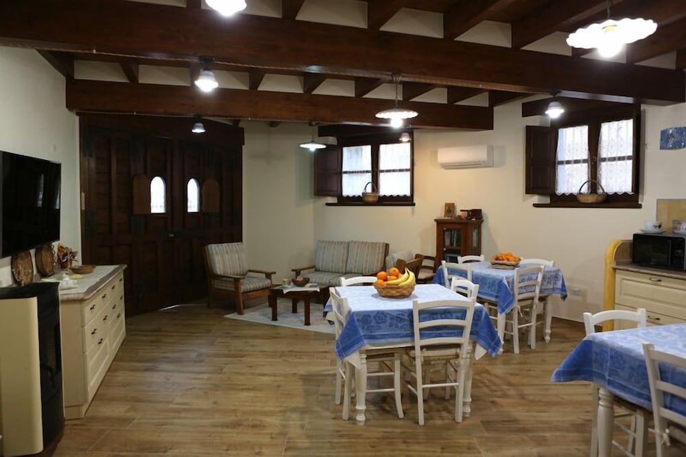 Photo 24