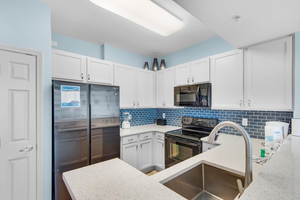 Palms Resort #2811 Jr. 2BR