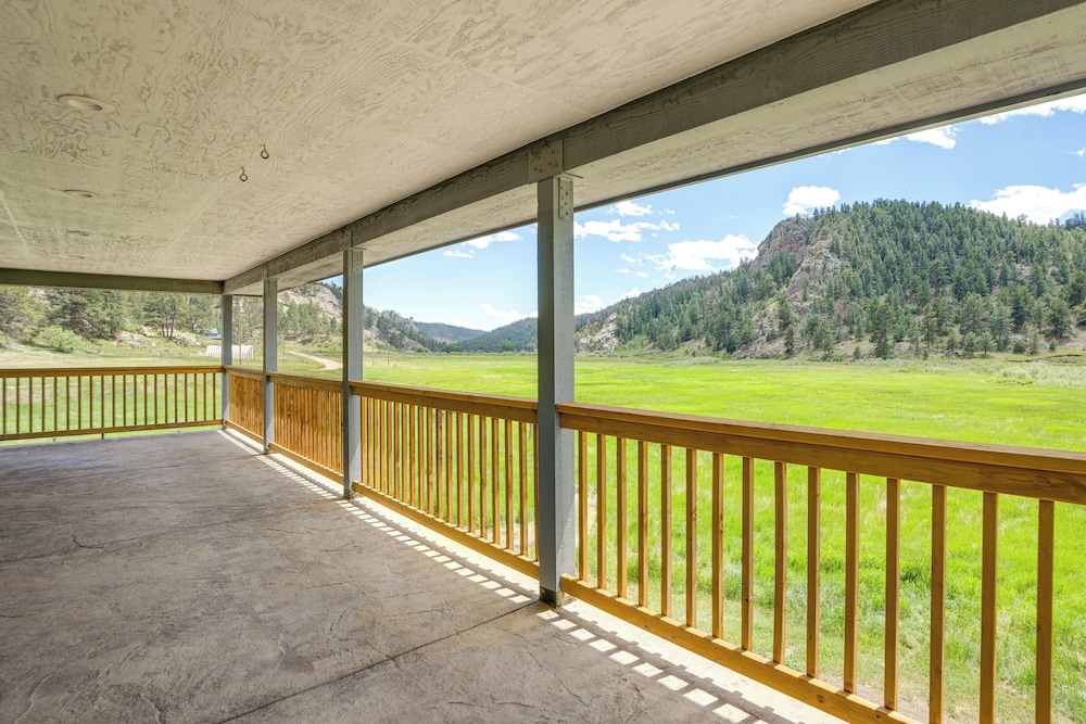 Creekside Florrisant Hideaway - Great for Anglers!