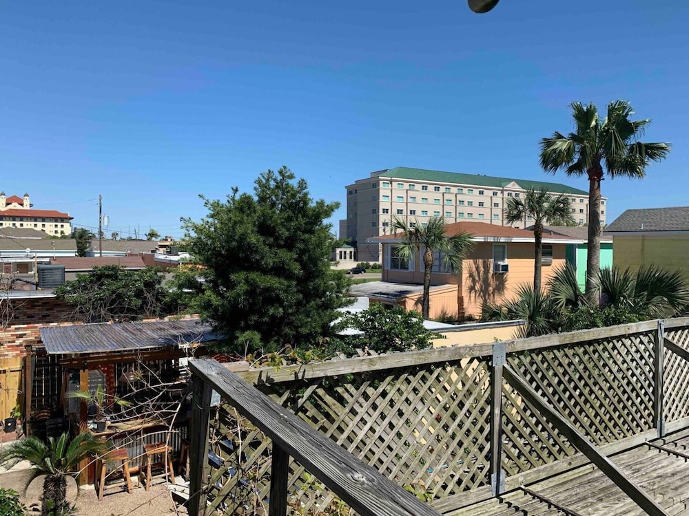 1BR Coastal Escape