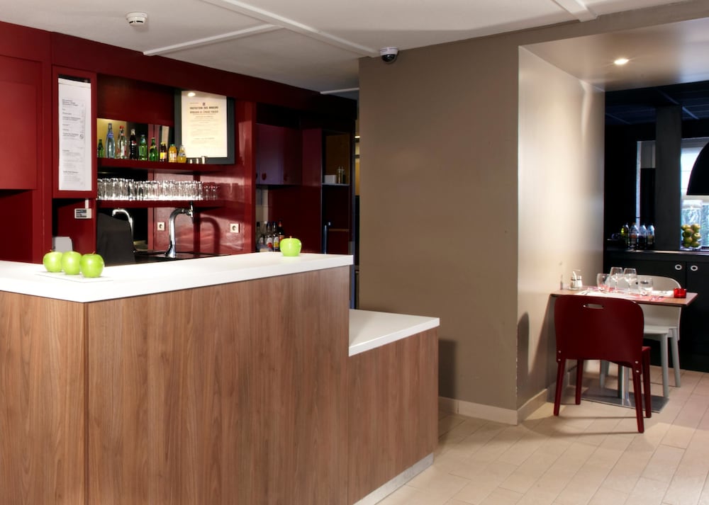 Hotel Campanile Les Ulis - Property Image 9