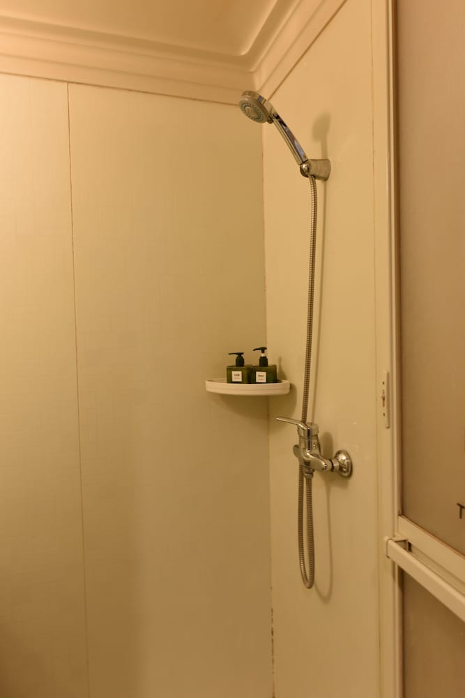 Your Saint Land Service Apartment