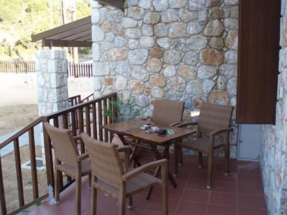 Samaria Village 2 br Your Villas Close to Samaria Gorge Entrance view 5
