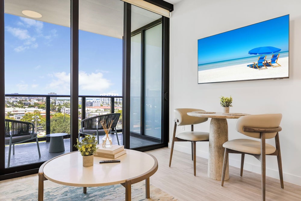 Luxury Condos Near Miami Beach