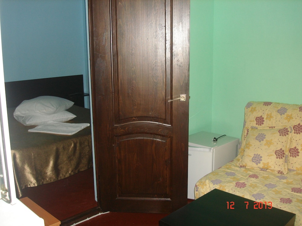 Photo 33
