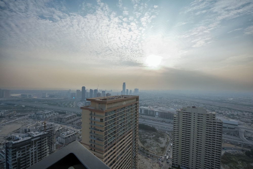 Binghatti Royale - Luxury 1BR Haven