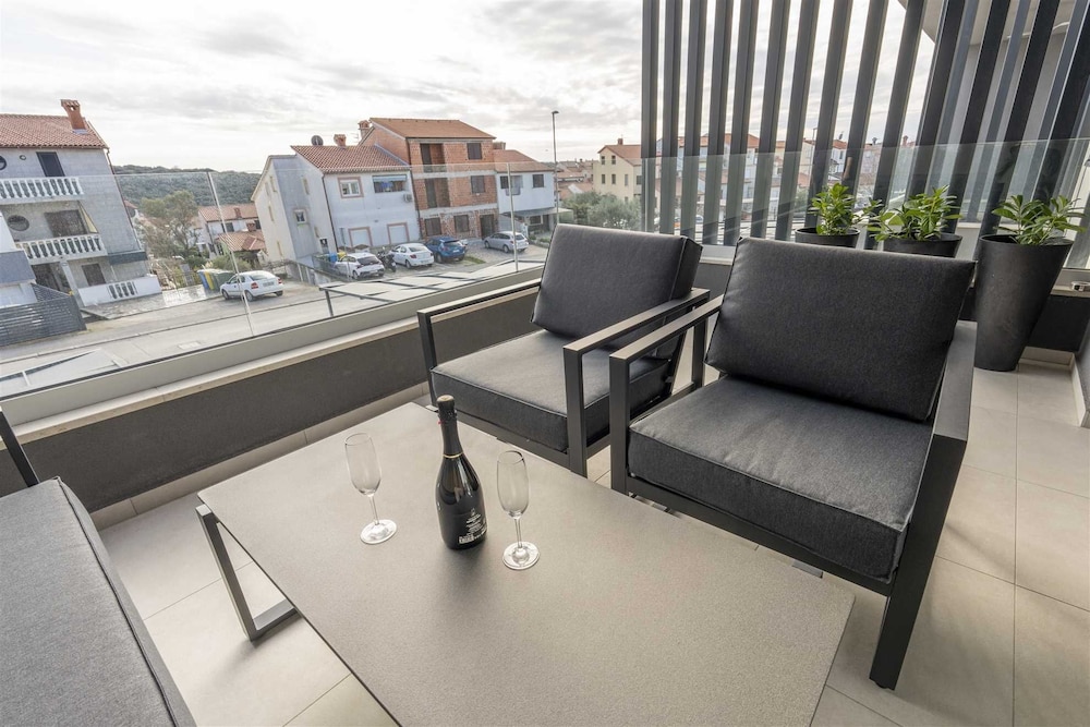 Apartment Tissa
