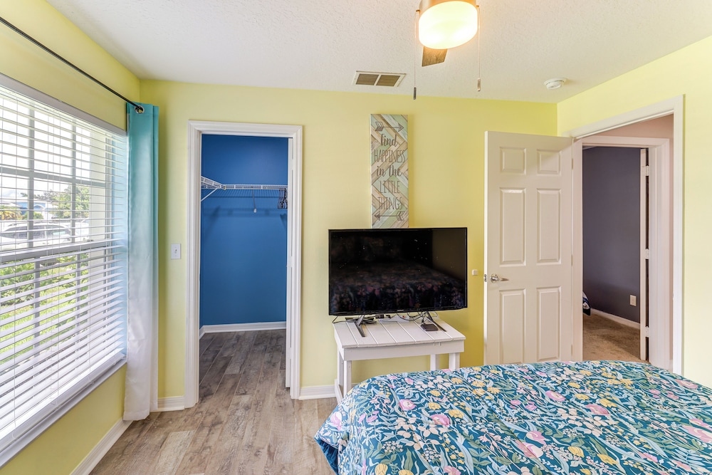 Family Getaway w/ Backyard Oasis in Vero Beach!