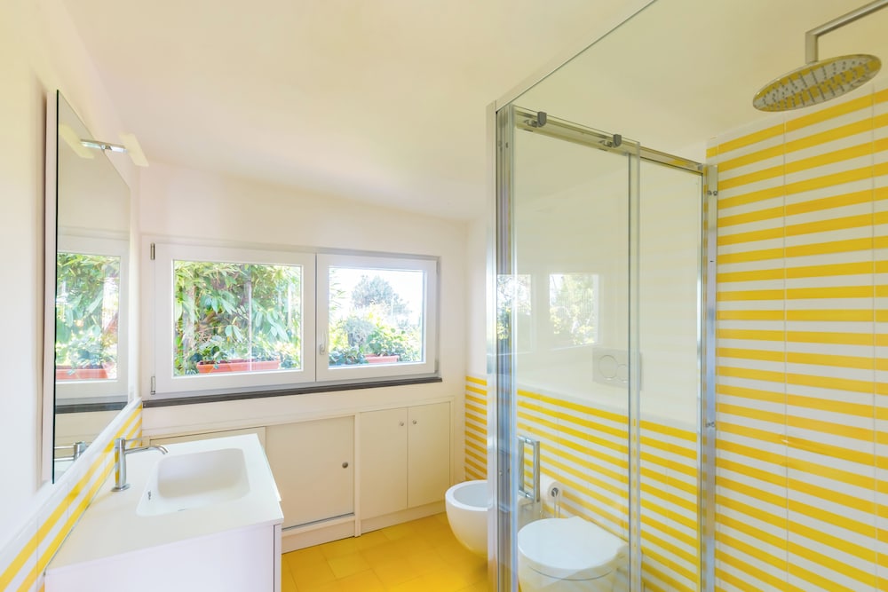 Capri Turquoise by Napoliapartments