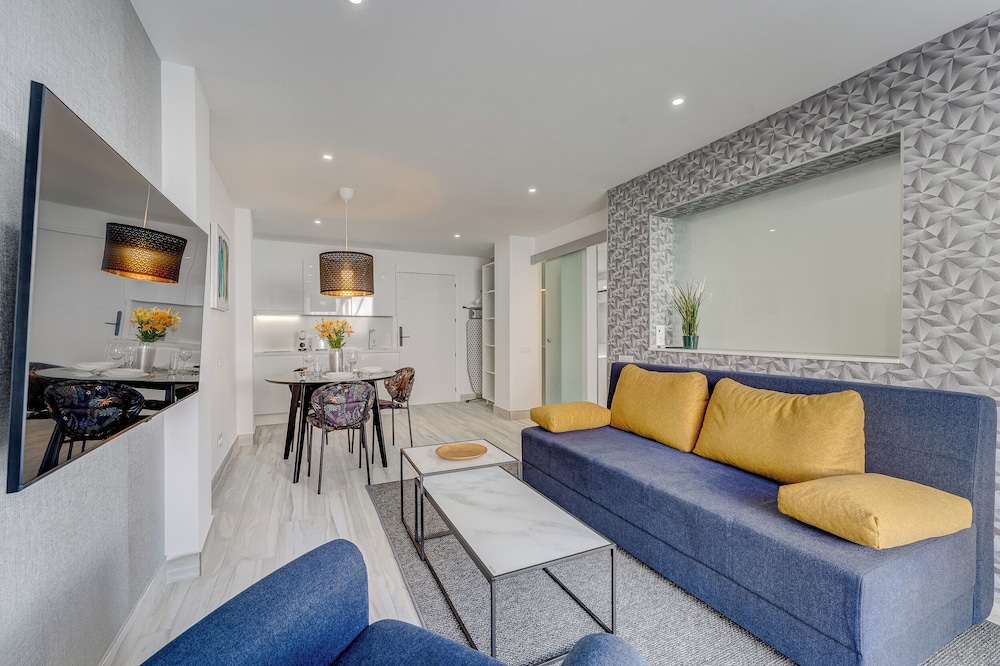 BAL Apartments - Adults Only