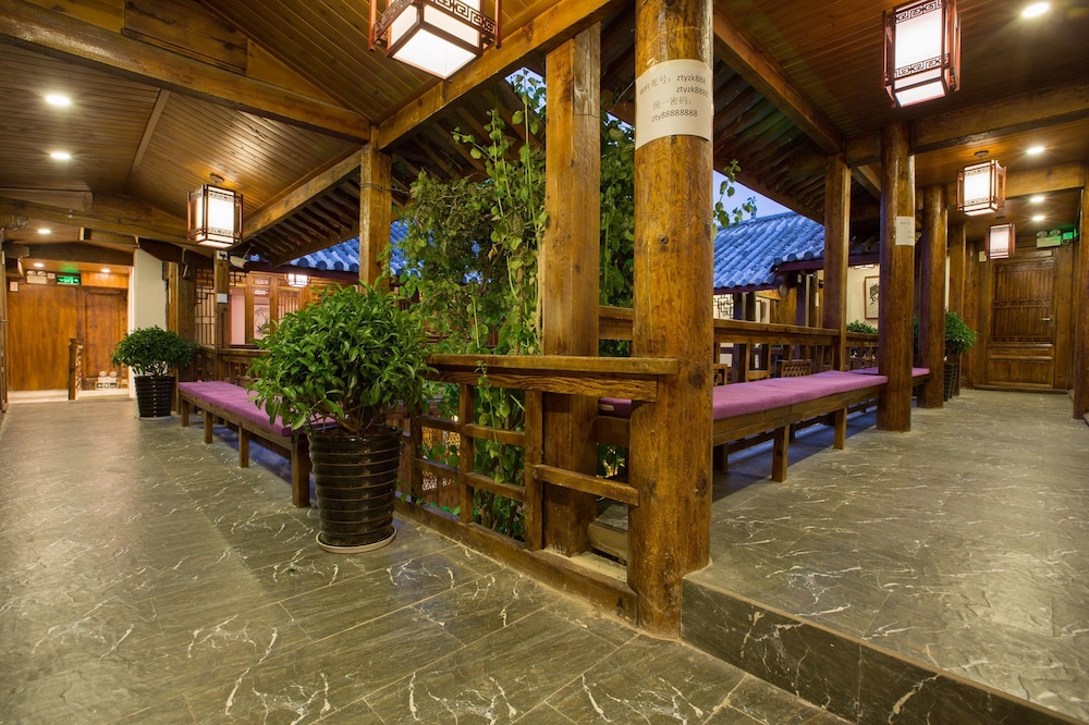 The Purplevine Inn Lijiang