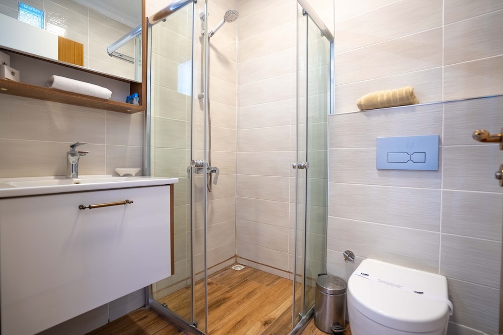 Cunda Giritlioğlu Otel Yetişkinlere Özel +12 - Image 48