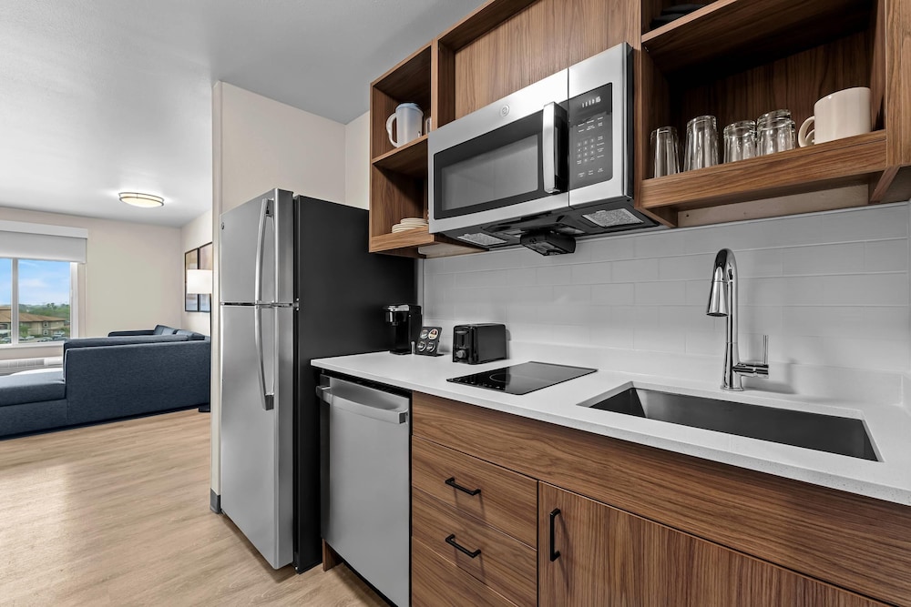 Everhome Suites Brownsville