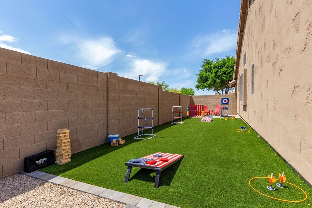 Tatum Ranch Retreat Htd Pool Games Putt Grn