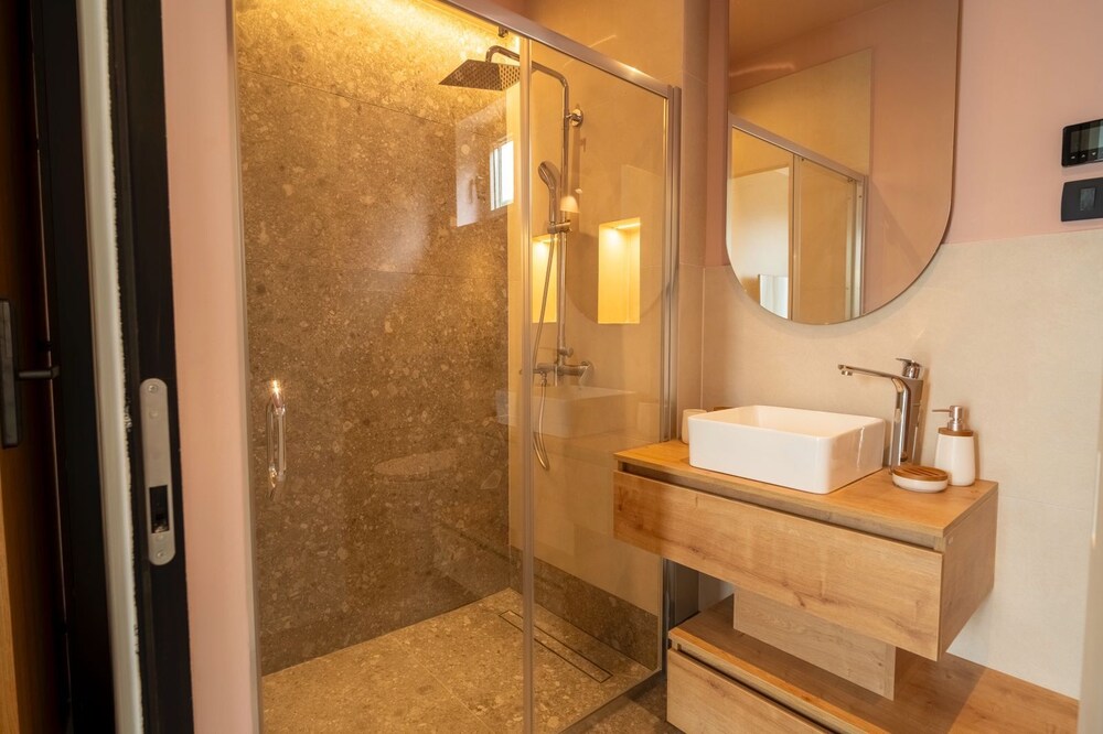 Boutique Hotel B-Five Lux Rooms