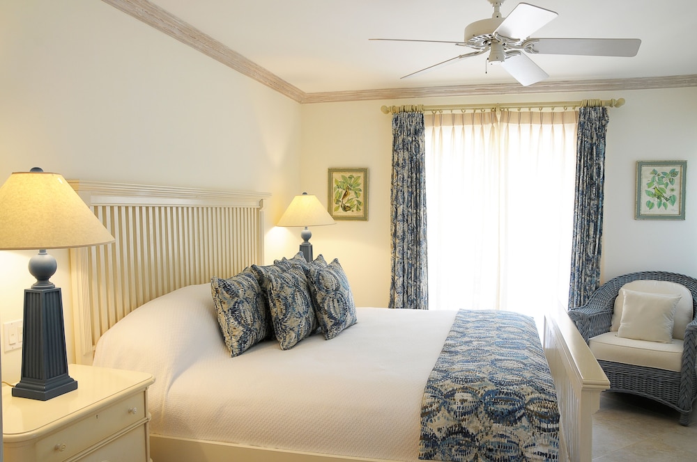 "this Beautifully Decorated 3 Bedroom 3 Bathroom Duplex Villa" view 4