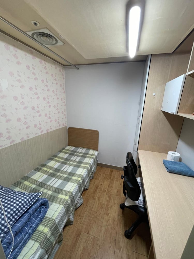 Photo 16
