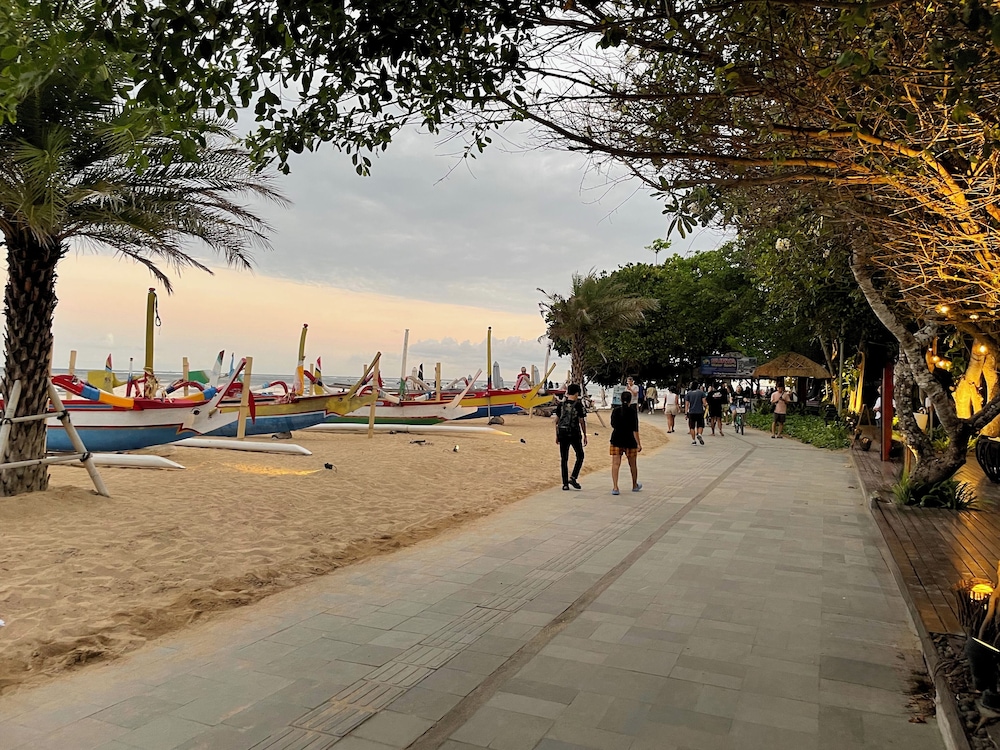 Oasis Residences - Serene Sanur Sanctuary, Modern Comfort Meets Nature