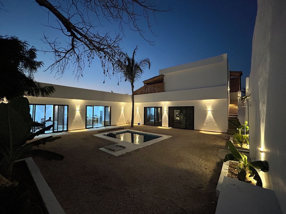 u paradisu villas