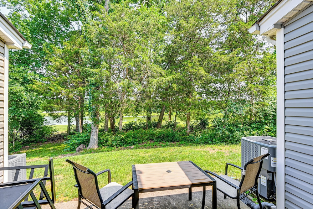 13 Mi to Dtwn: Nashville Gem Near Golf & Fishing