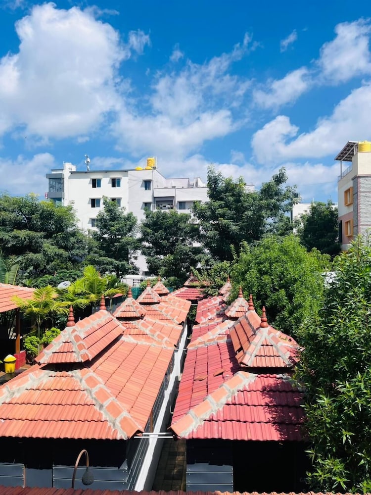 HOTEL KABAB JUNCTION