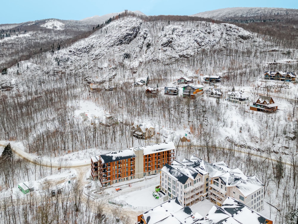 Ostrya by Tremblant Platinum